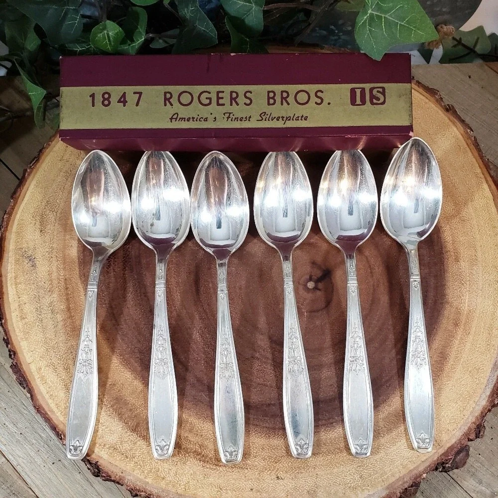 Antique Rare Six Spoons -‎ 1847 Rogers Brothers America's Finest Silverplate  IS